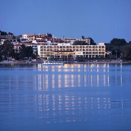 Nautica Bay Πόρτο Χέλι