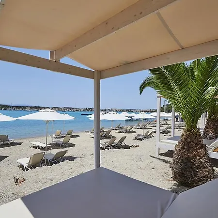 Nautica Bay بورتو خيلي