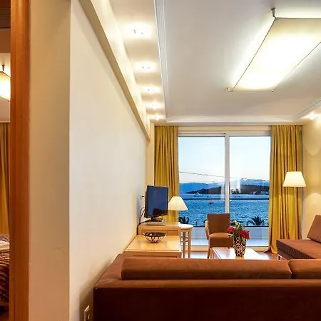 Nautica Bay