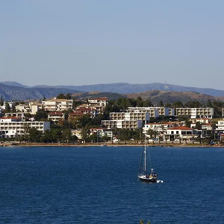 Отель Nautica Bay